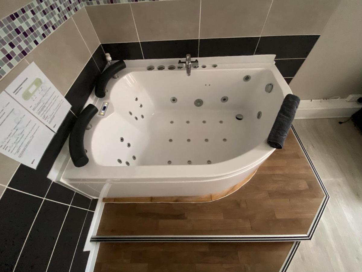 Les Appartements D'Au Coin Du Spa Булонь-сюр-Мер Экстерьер фото